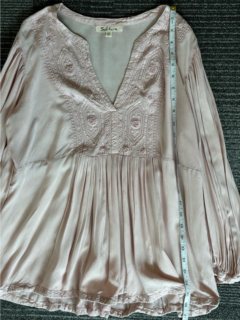 Solitaire Embroidered Peasant Tunic in Baby Pink With Pirate Sleeves | SIZE M - Picture 8 of 8